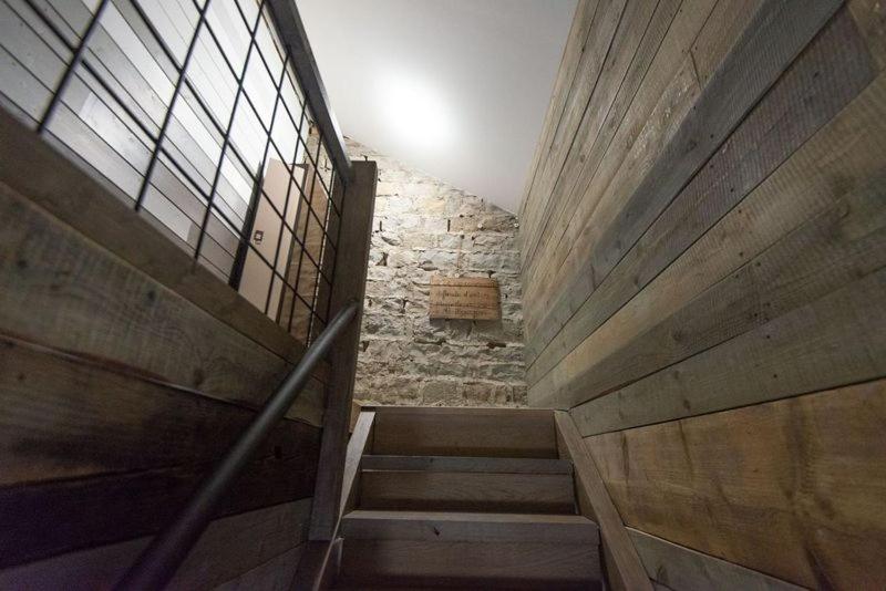 Gîte L'Atelier de Tournerie Montigny-sur-l'Ain Extérieur photo