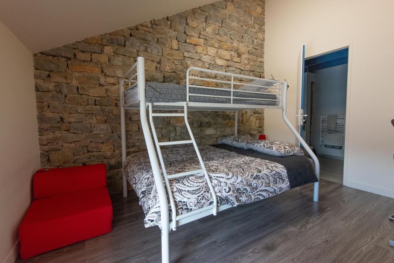 Gîte L'Atelier de Tournerie Montigny-sur-l'Ain Extérieur photo